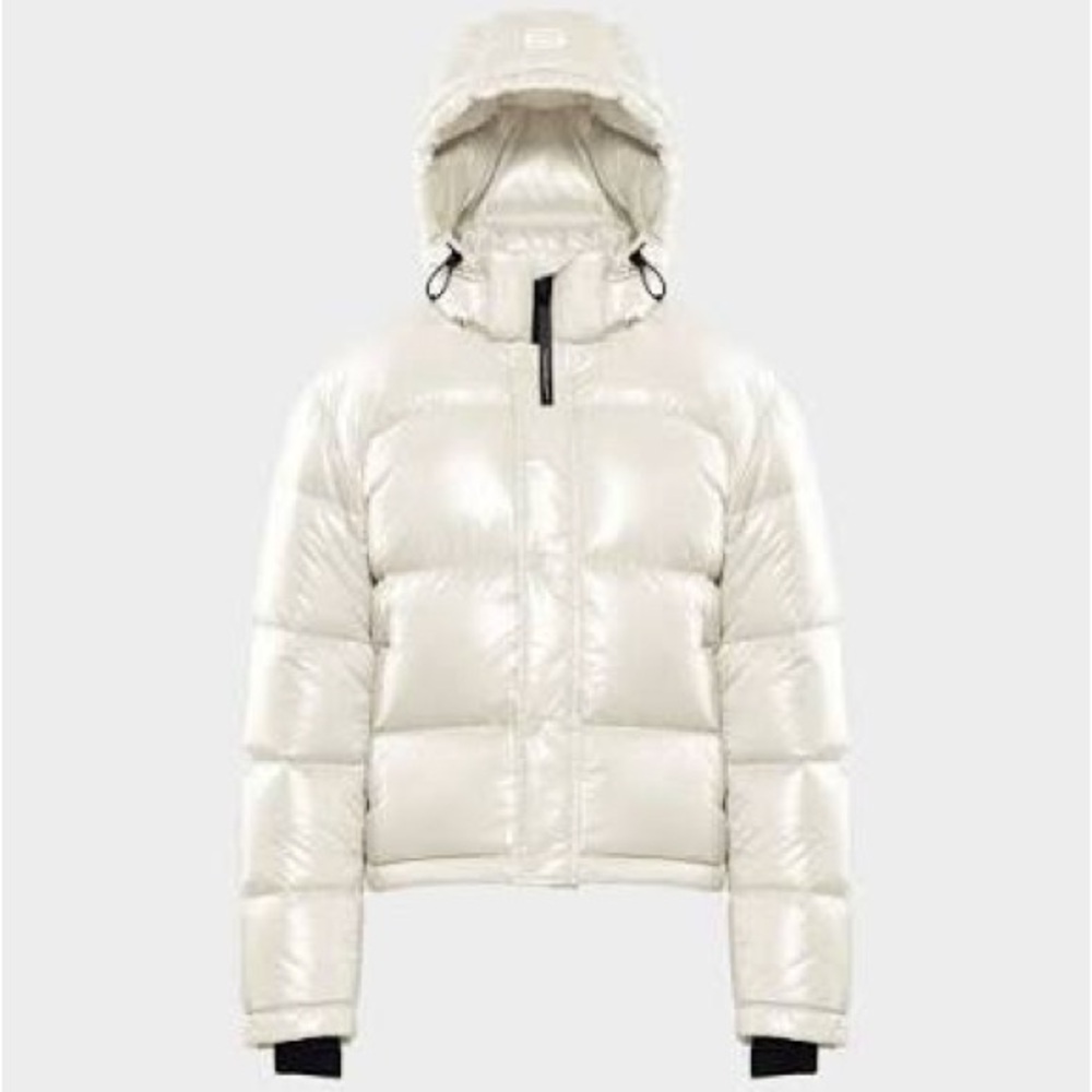 Aritzia Super Puff- Pearl